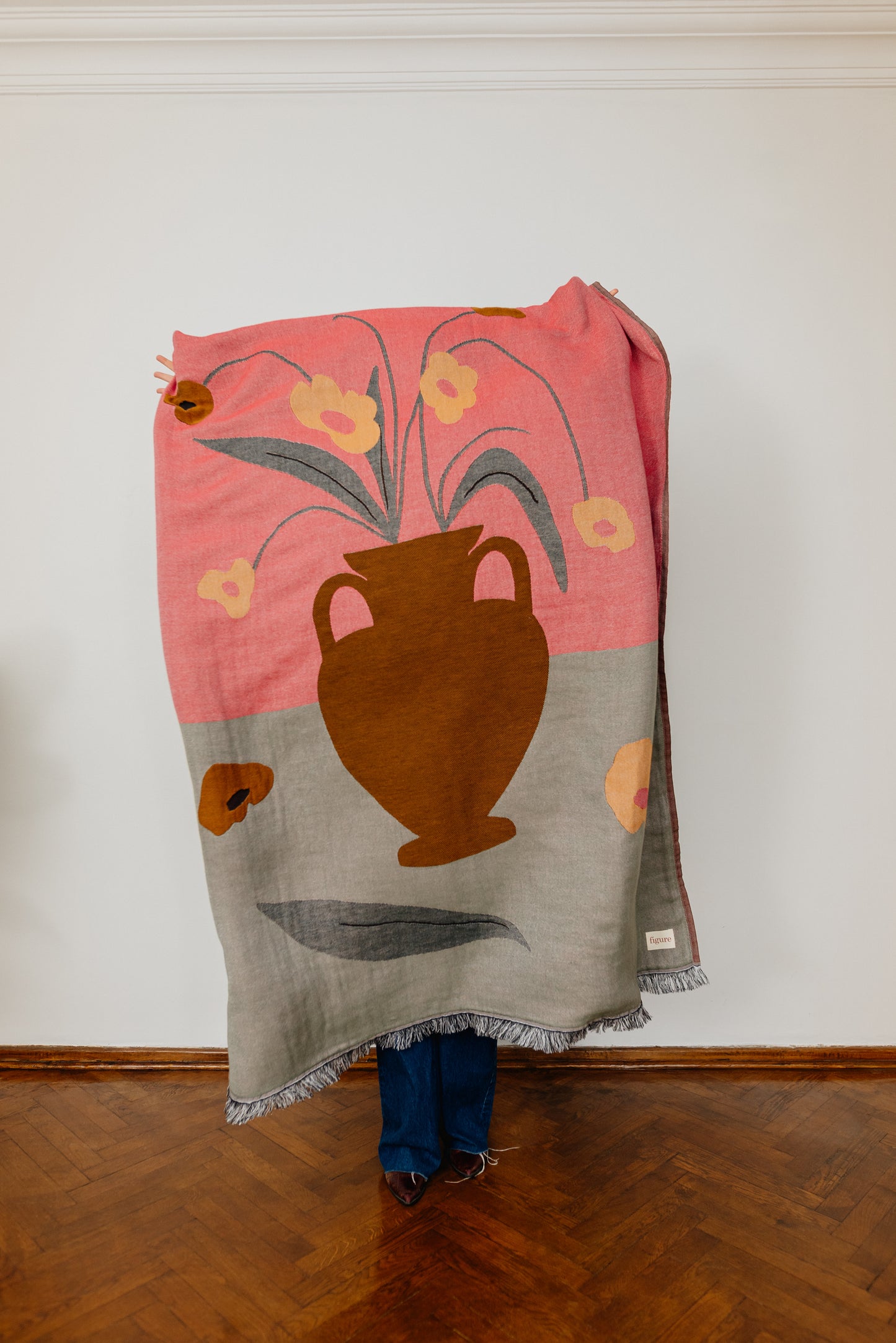 Amphora Throw